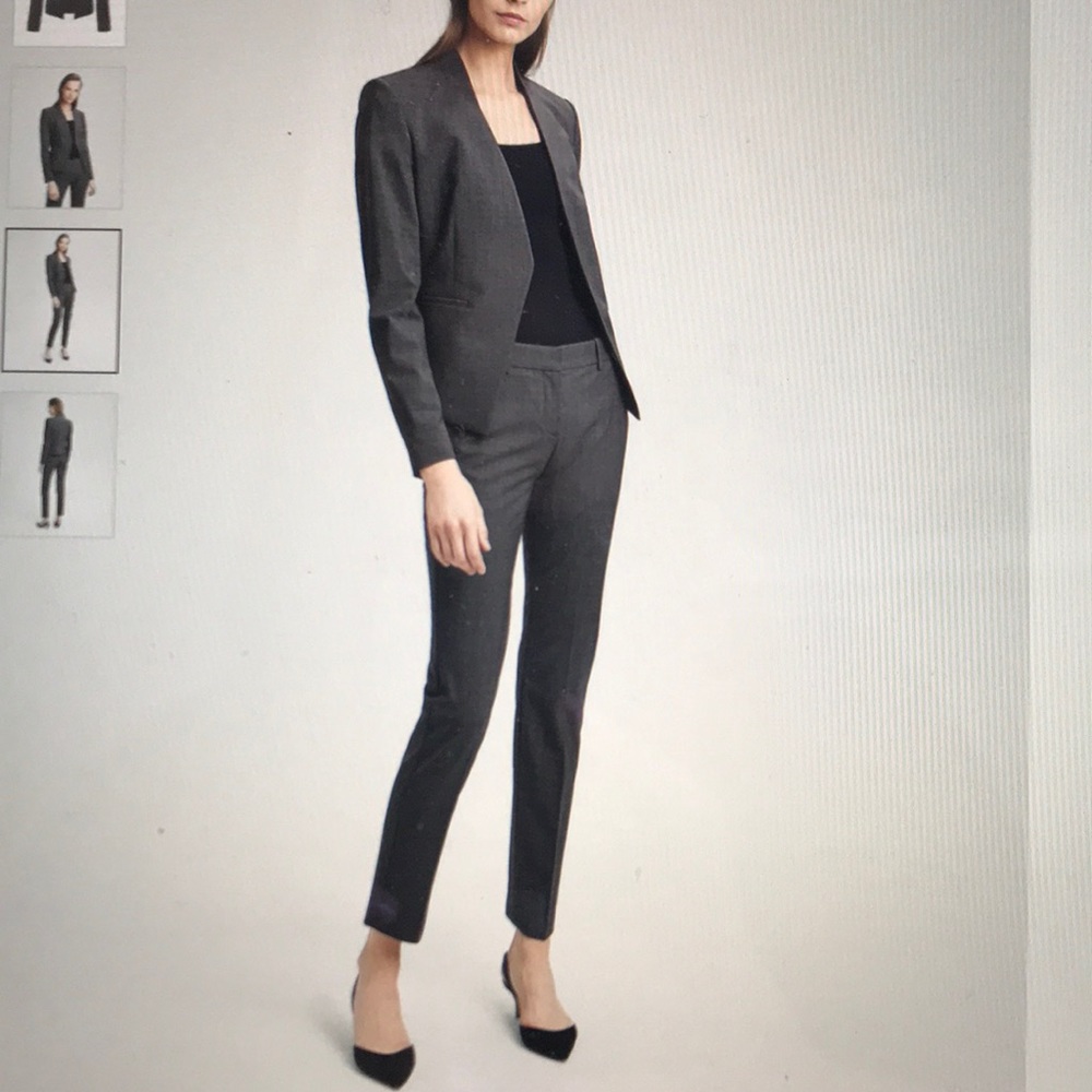 Theory suit - jacket size 2, pants size 4
